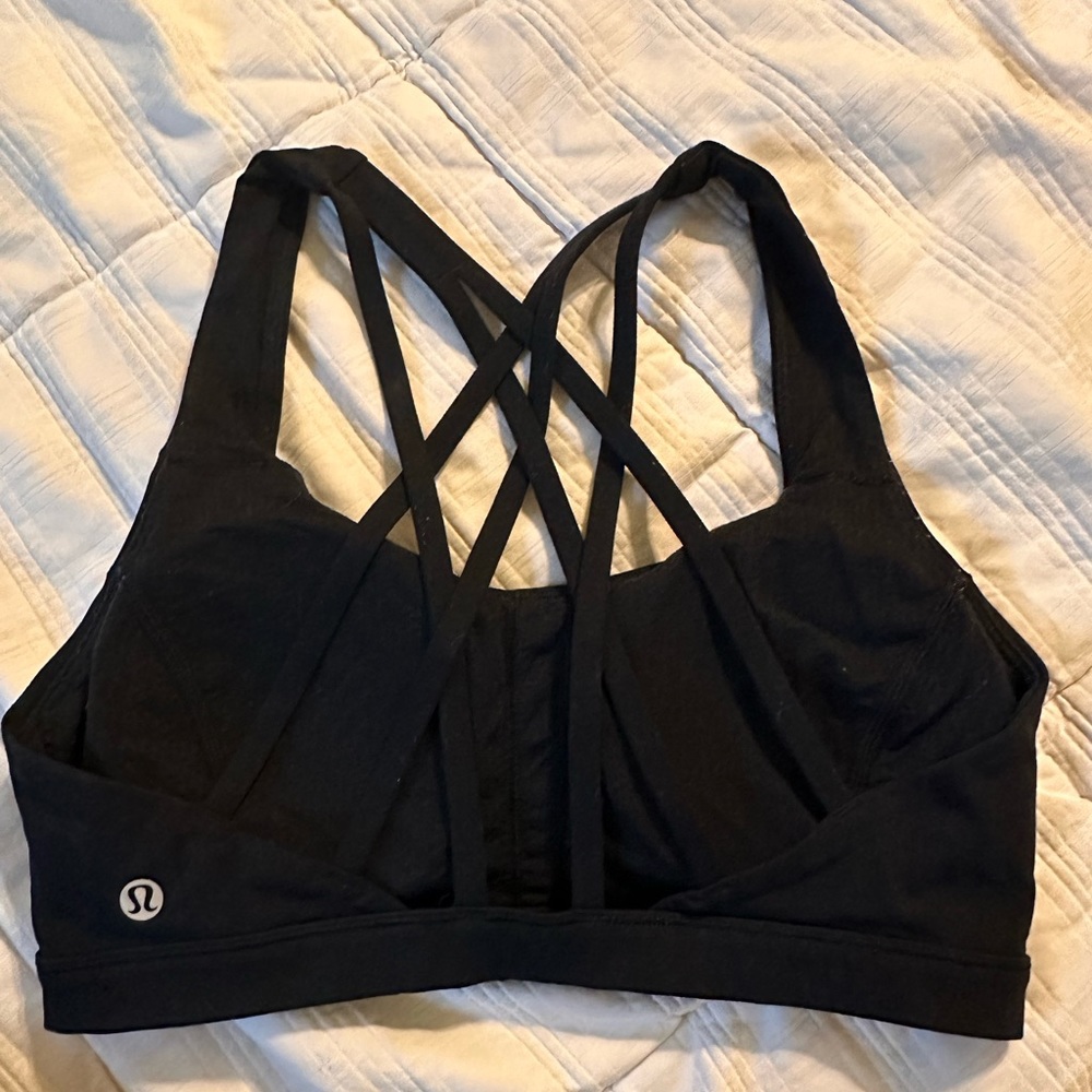 Lululemon Free To Be Serene Bra